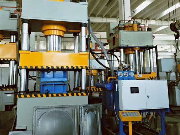 高鋁球液壓機(jī)