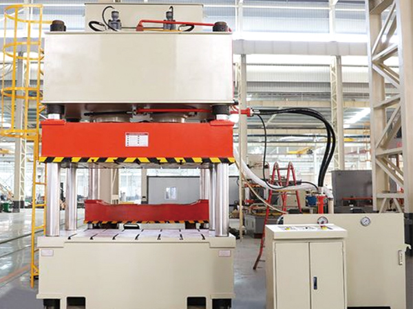 630噸四柱液壓機(jī)